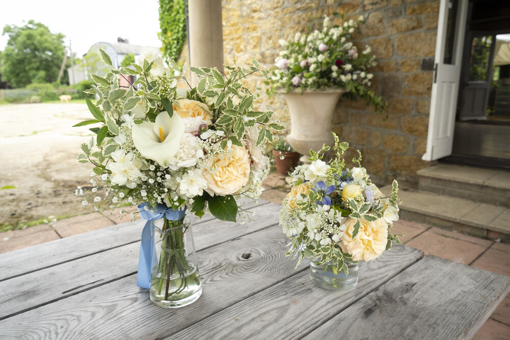 FLOWER WORKSHOP - Summer Hand-Tied Bouquet